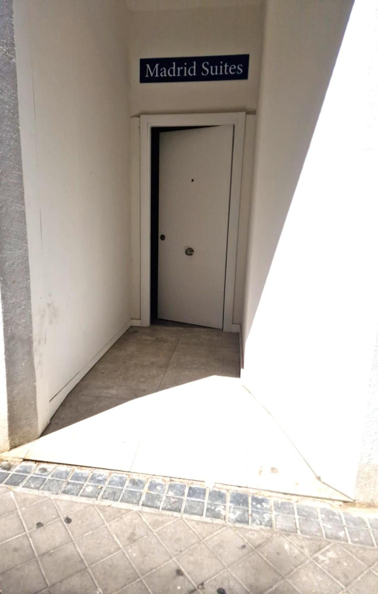 Madrid Suites Bagian luar foto