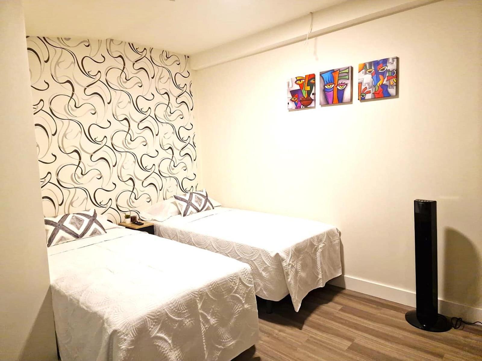 Madrid Suites Bagian luar foto
