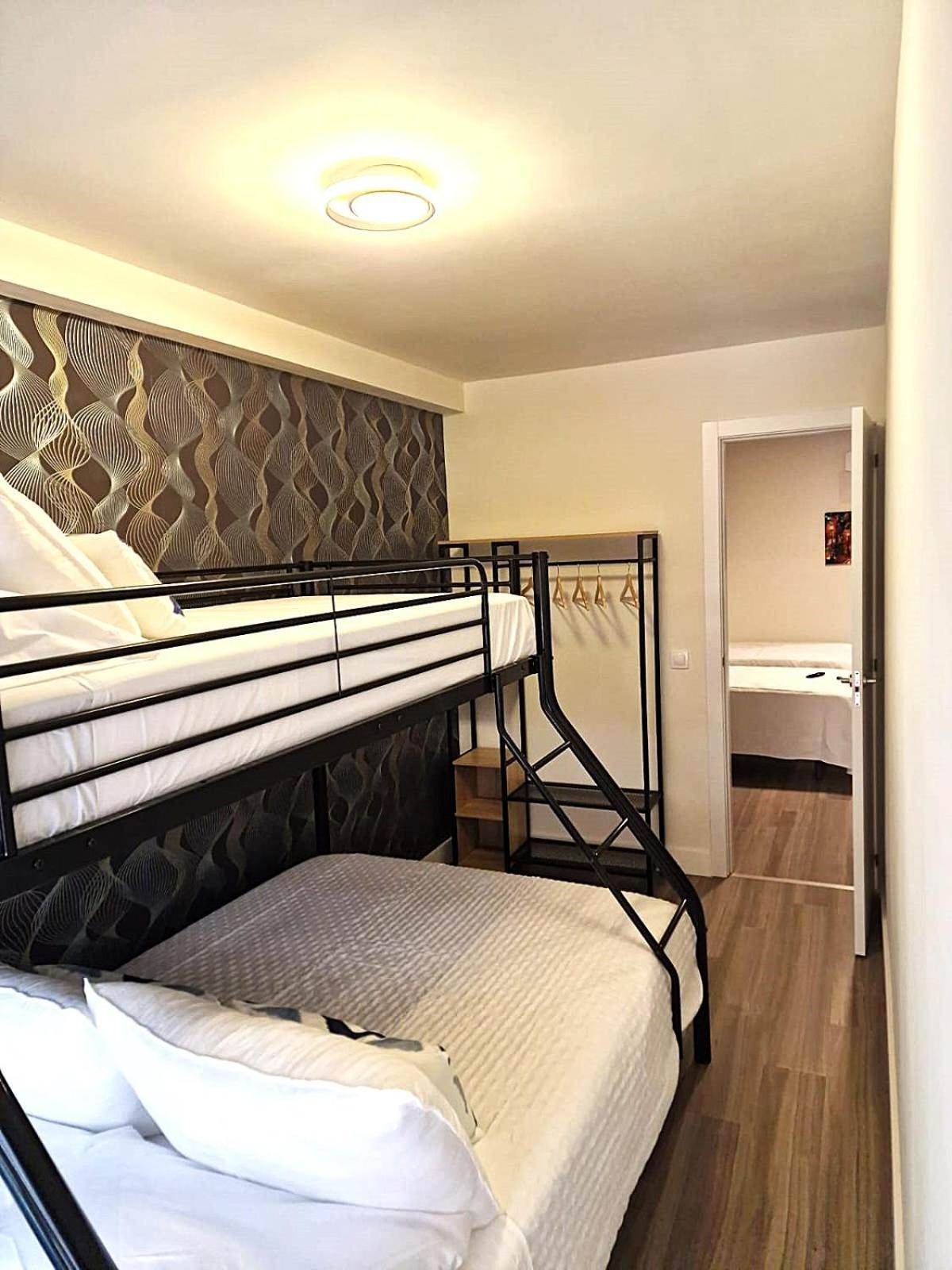 Madrid Suites Bagian luar foto