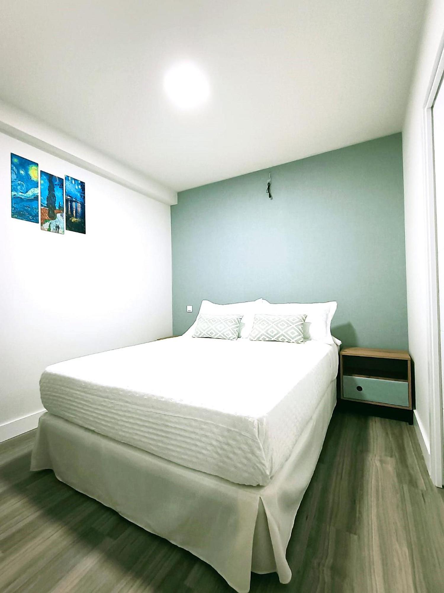 Madrid Suites Bagian luar foto