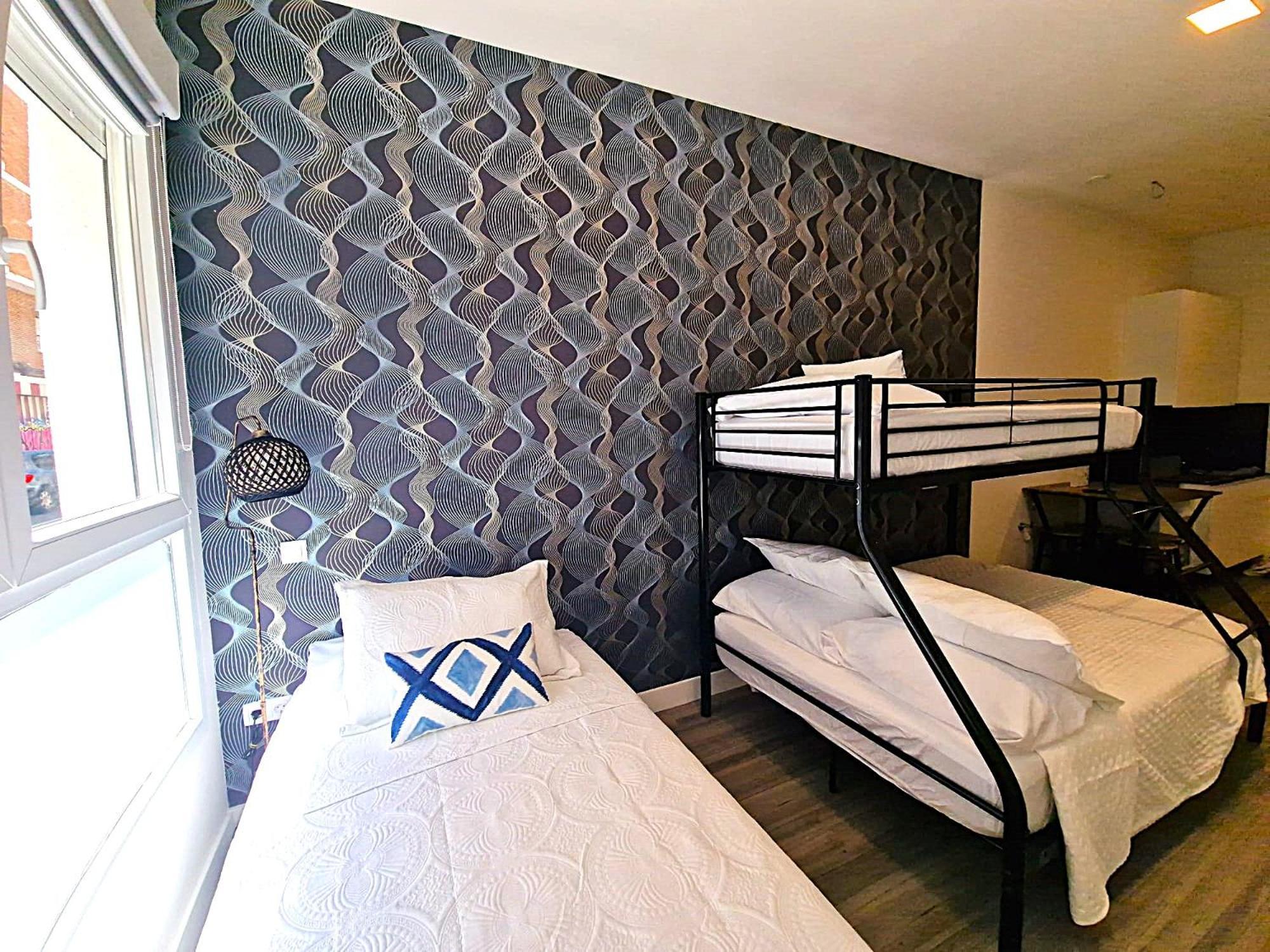 Madrid Suites Bagian luar foto