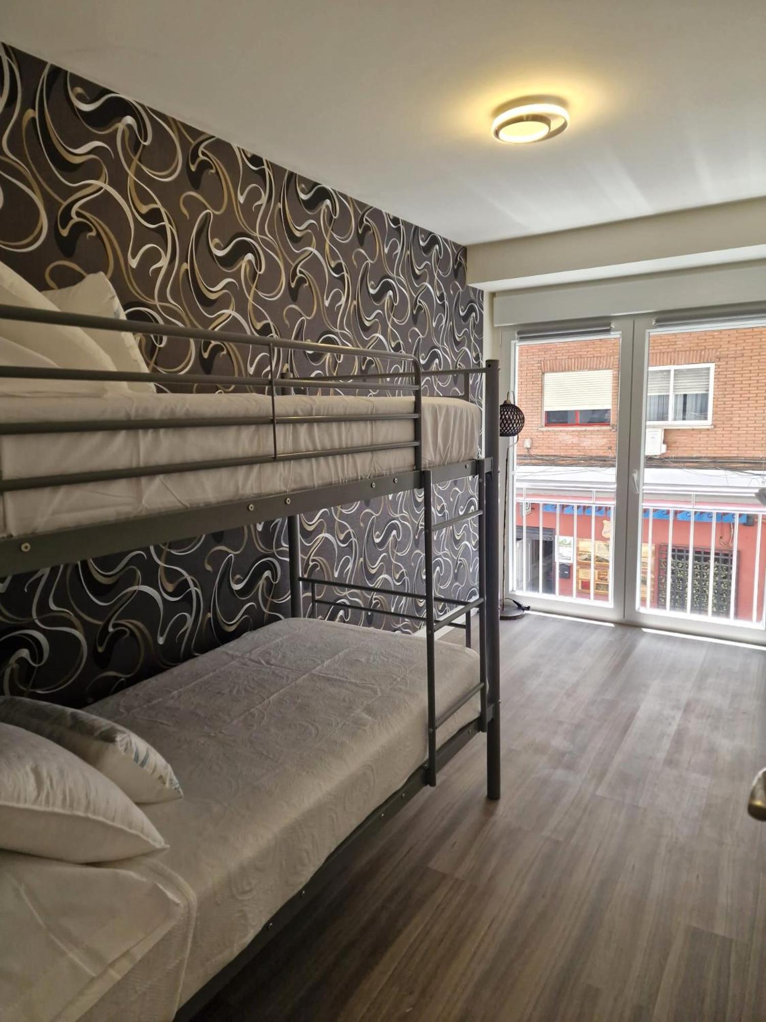 Madrid Suites Bagian luar foto